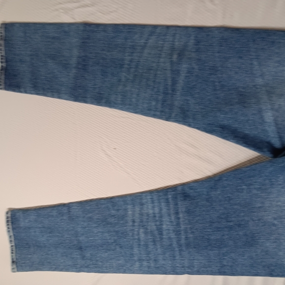 Sold - Picture 7 of 10